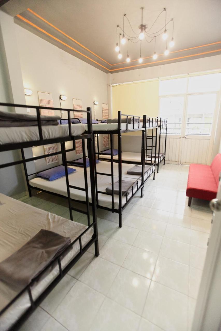 Dream Station - Saigon Hostel Ho Chi Minh-staden Exteriör bild